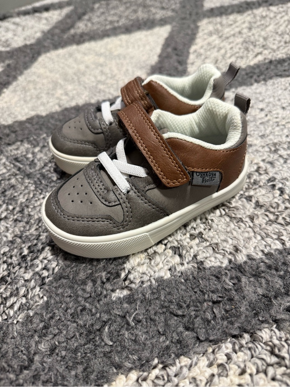 OshKosh B'gosh Gray and Brown Toddler Sneakers